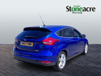 Ford Focus 1.0 EcoBoost 125 Titanium 5dr WV17YWM Image 3