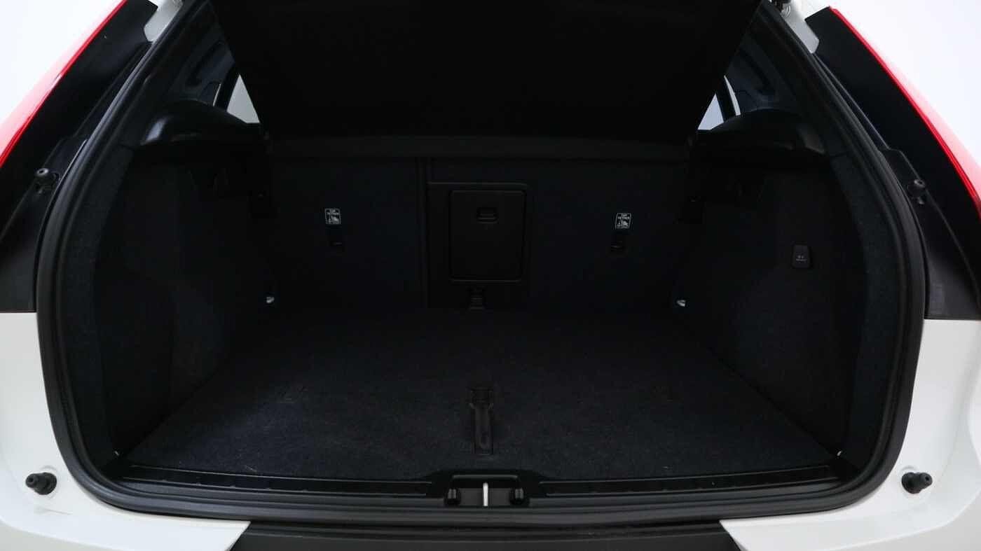 Volvo XC40 Image 14