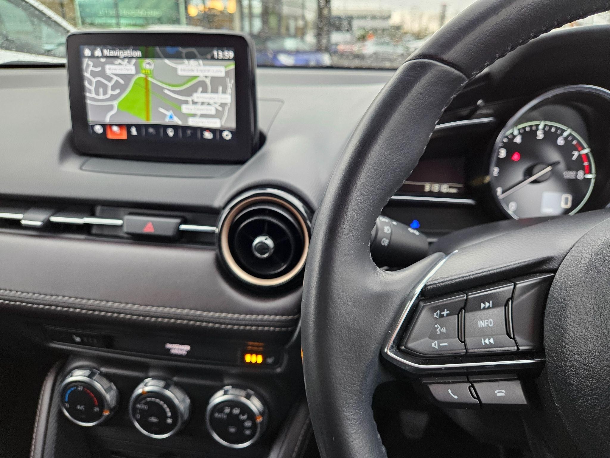 Mazda2 Image 15