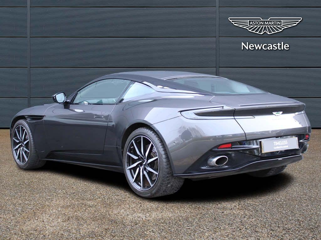 Aston Martin DB11 Image 4
