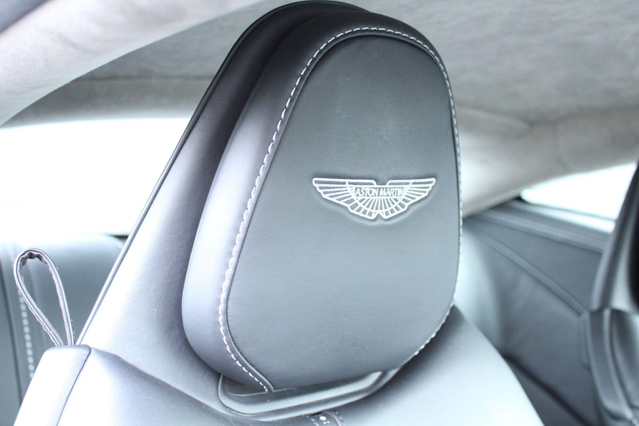 Aston Martin DB11 Image 42