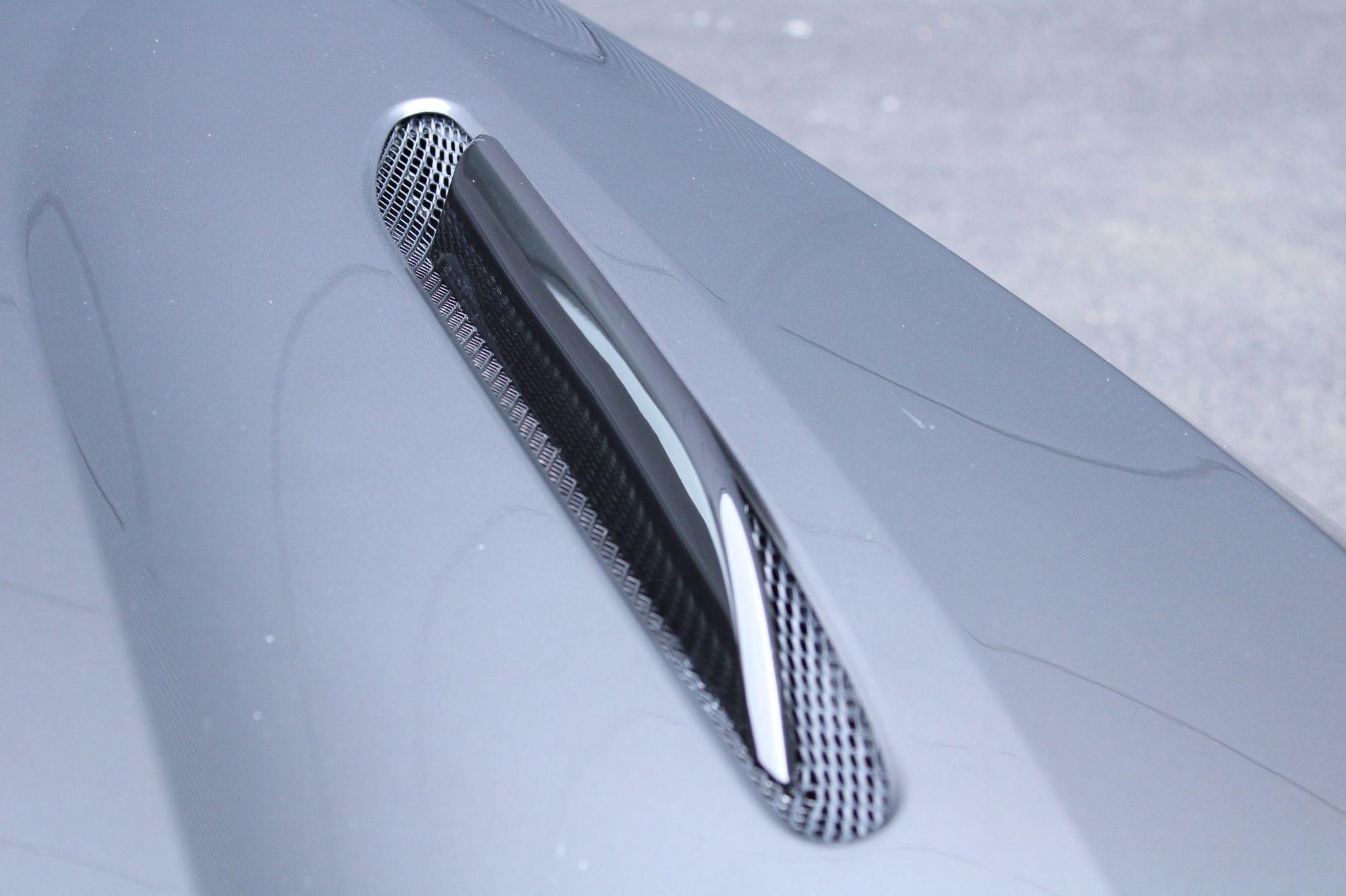 Aston Martin DB11 Image 43