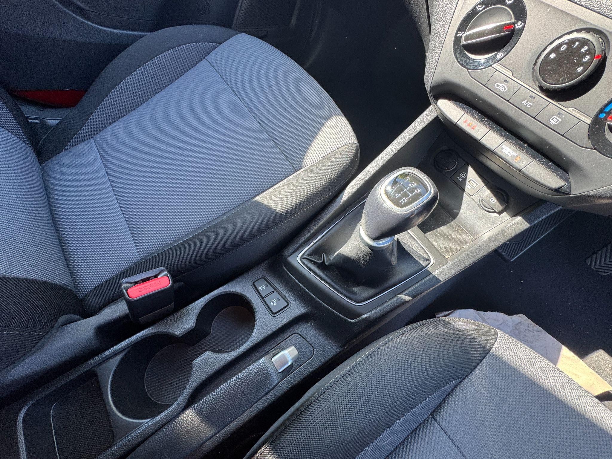 Hyundai i20 Image 14