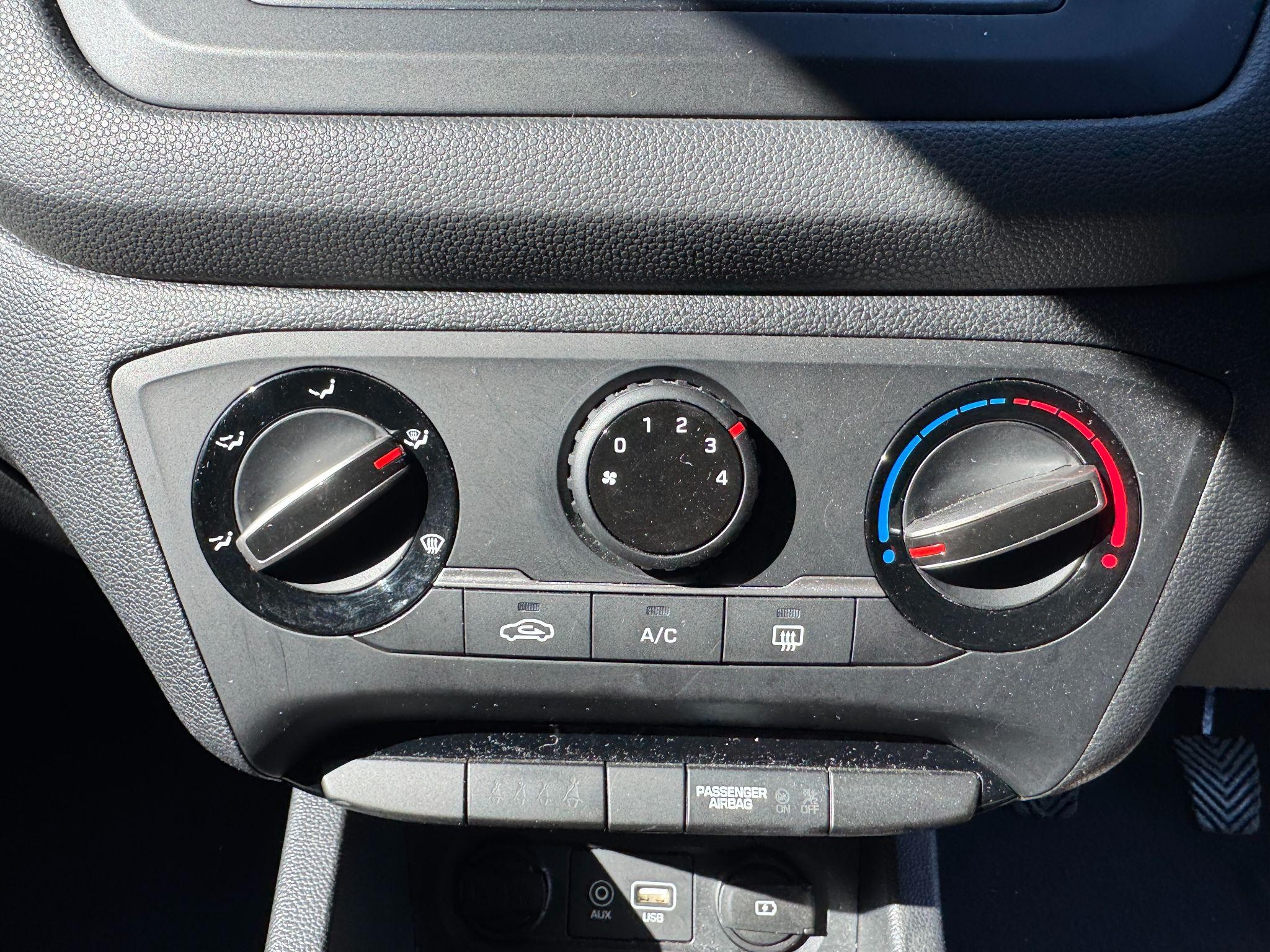 Hyundai i20 Image 24