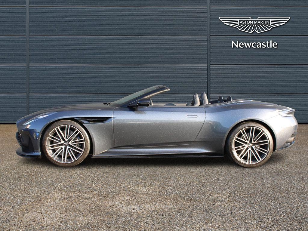 Aston Martin DB12 Image 4