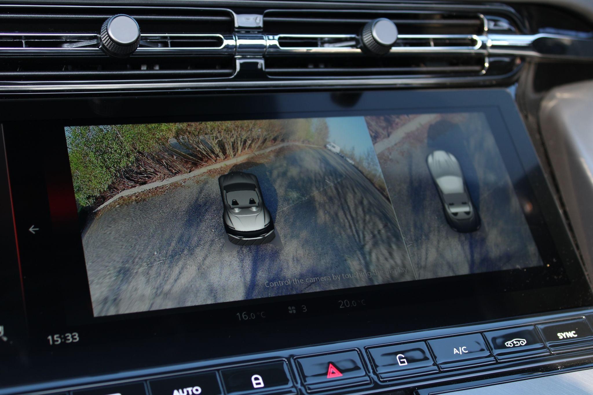 Aston Martin DB12 Image 46