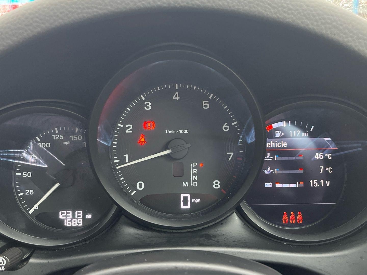 Porsche Macan Image 11