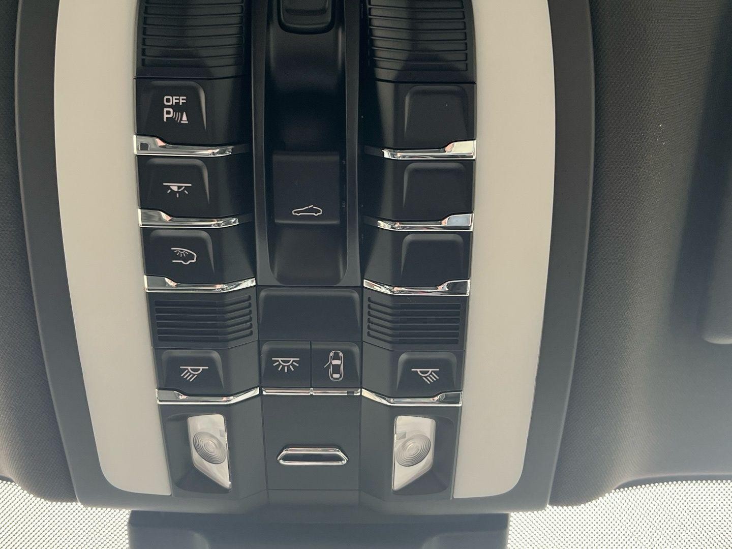 Porsche Macan Image 27