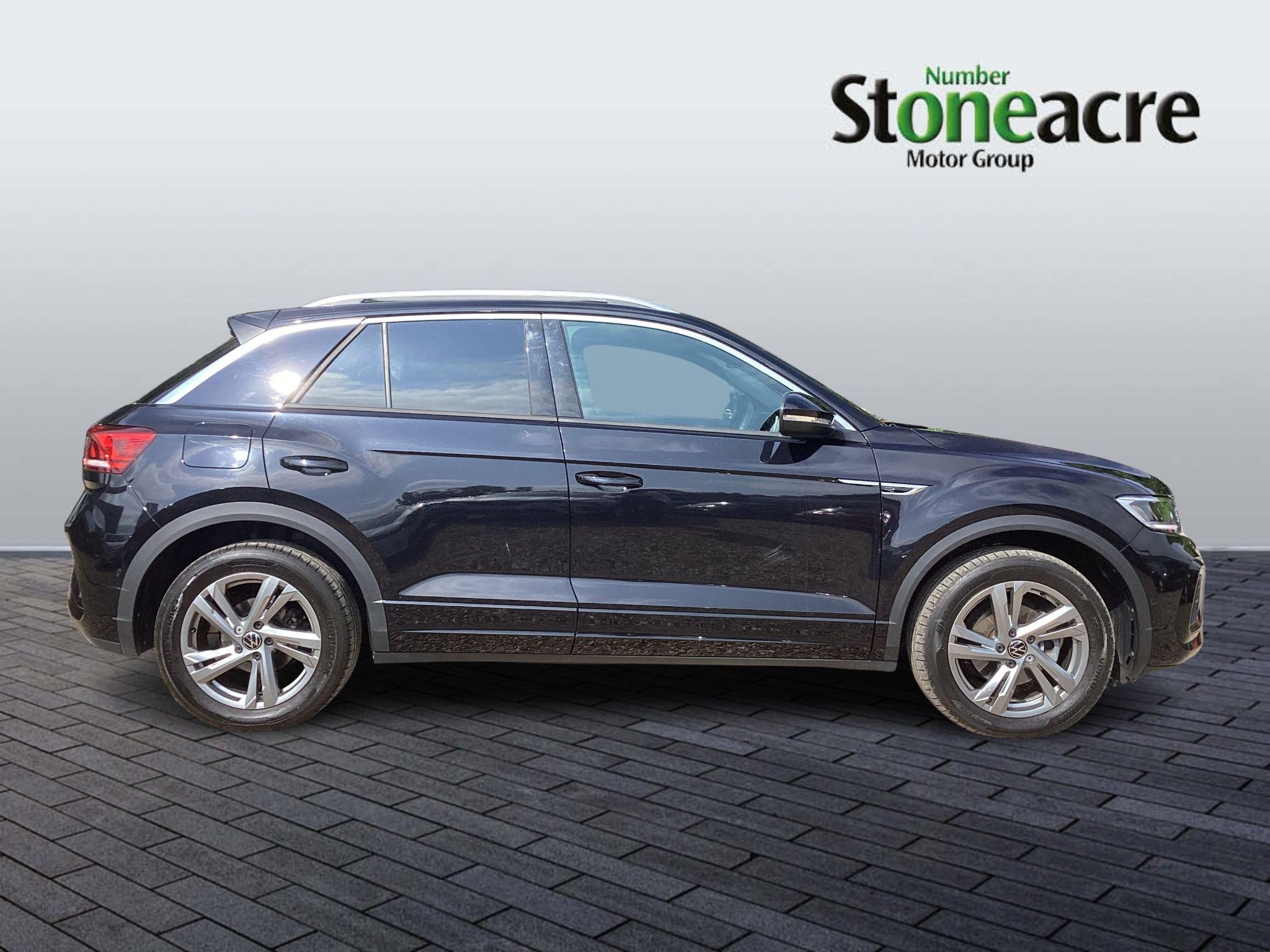 Volkswagen T-Roc Image 2