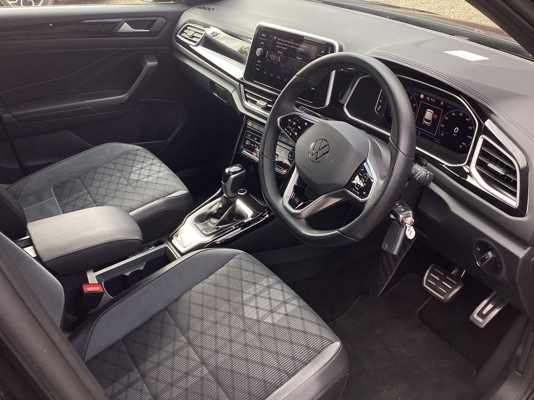 Volkswagen T-Roc Image 11