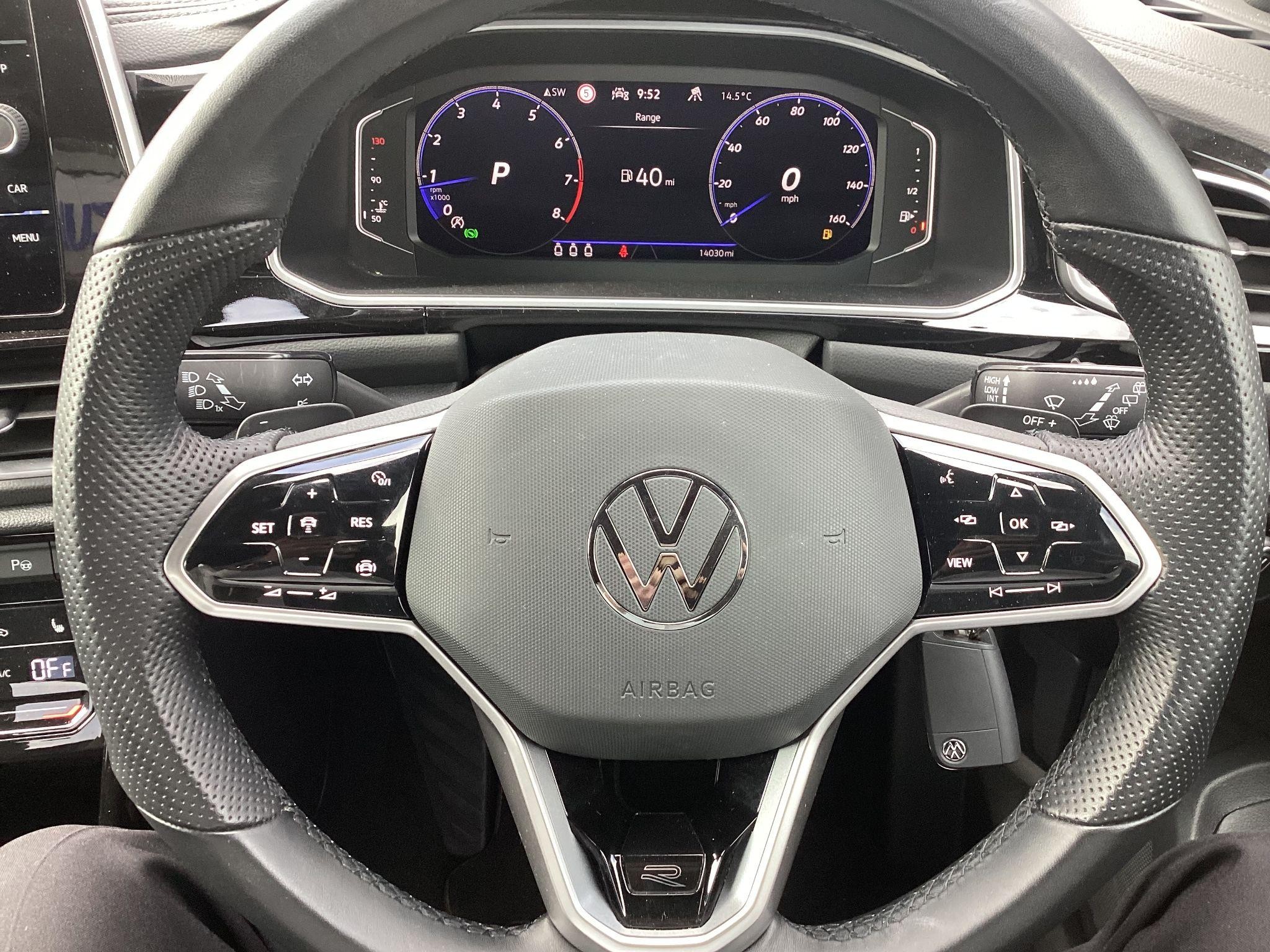 Volkswagen T-Roc Image 17