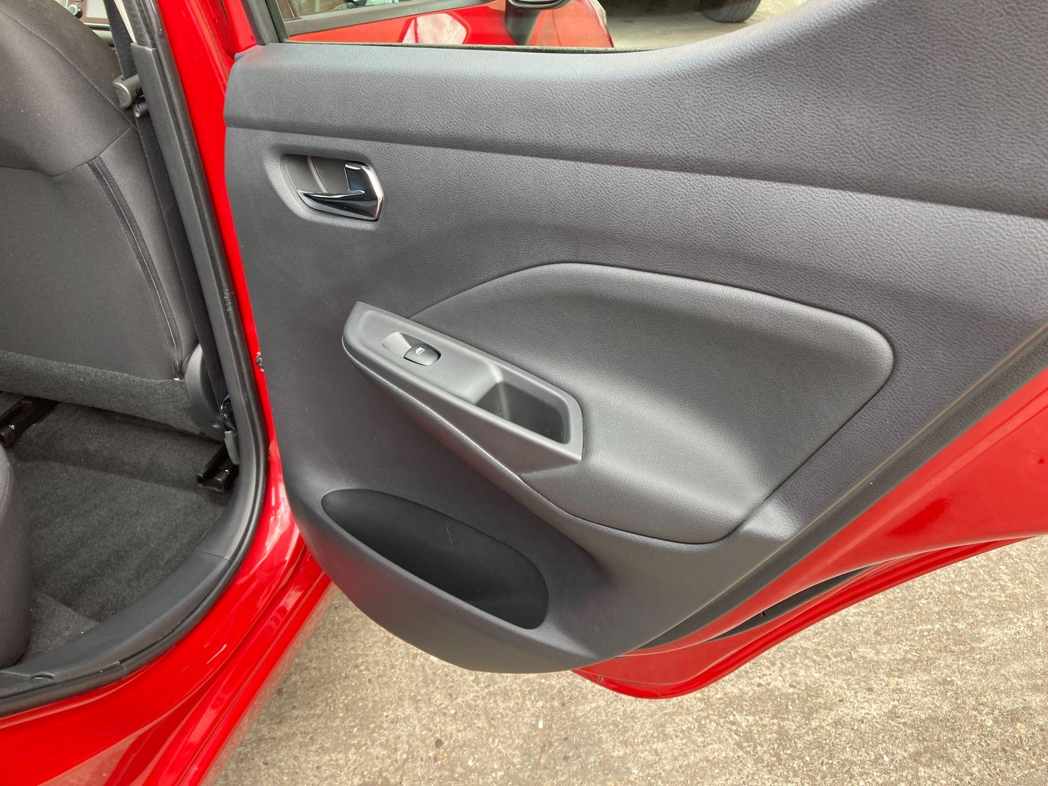 Nissan Micra Image 35