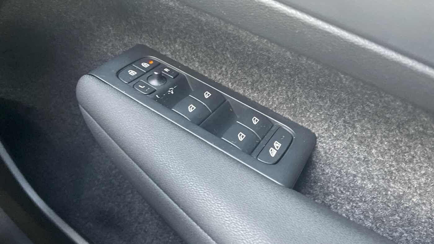 Volvo XC40 Image 25