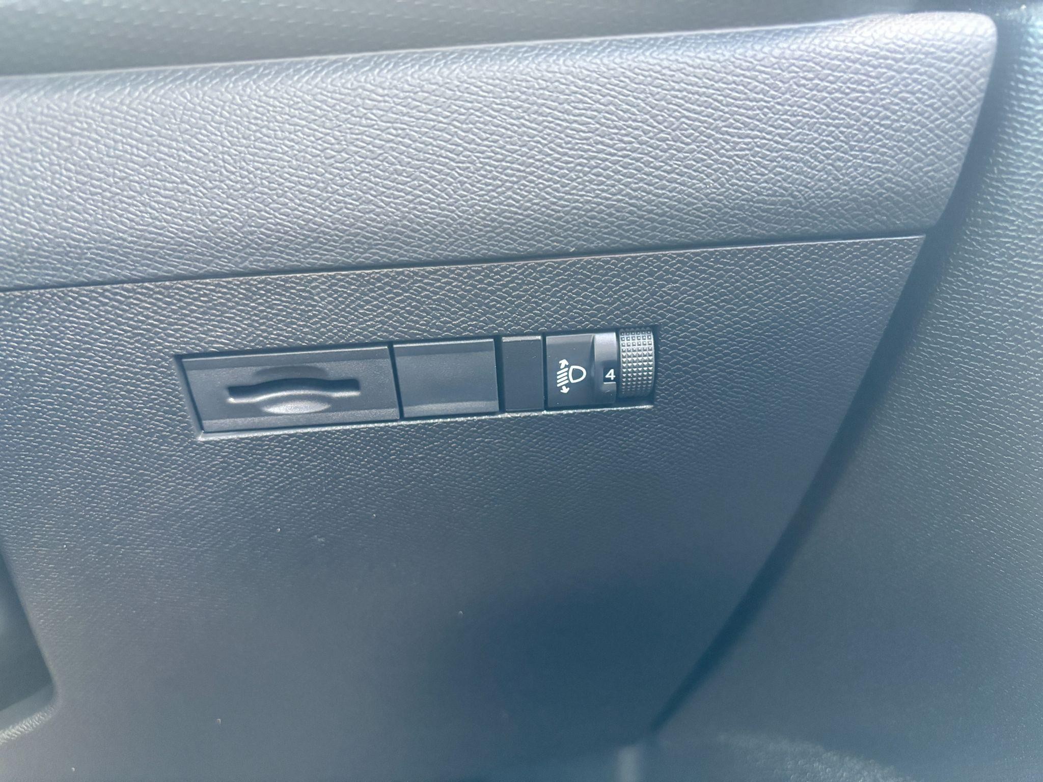 Vauxhall Astra Image 19