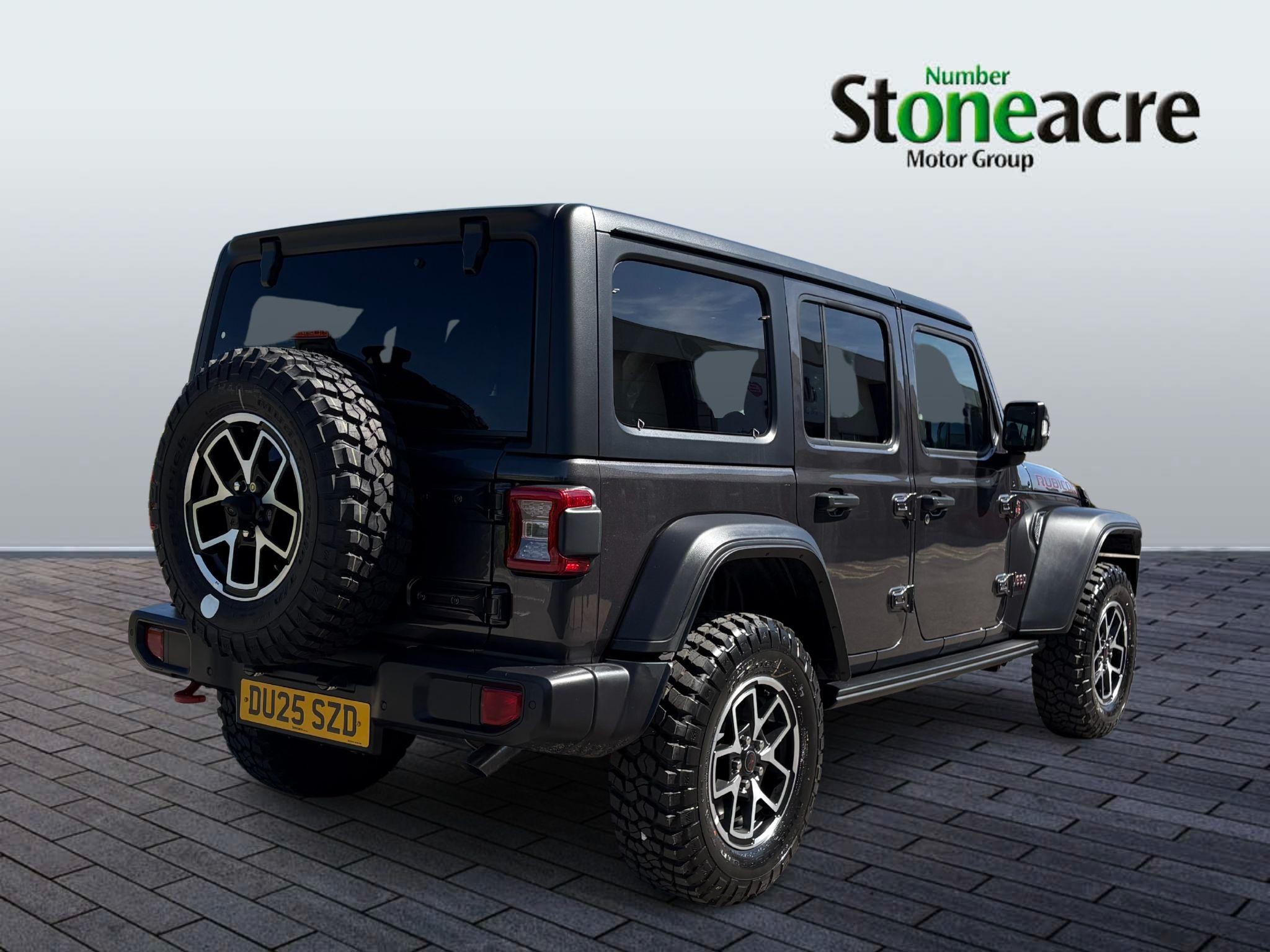 Jeep Wrangler Image 2