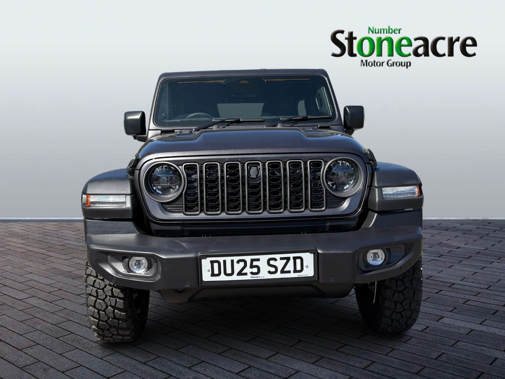 Jeep Wrangler Image 6