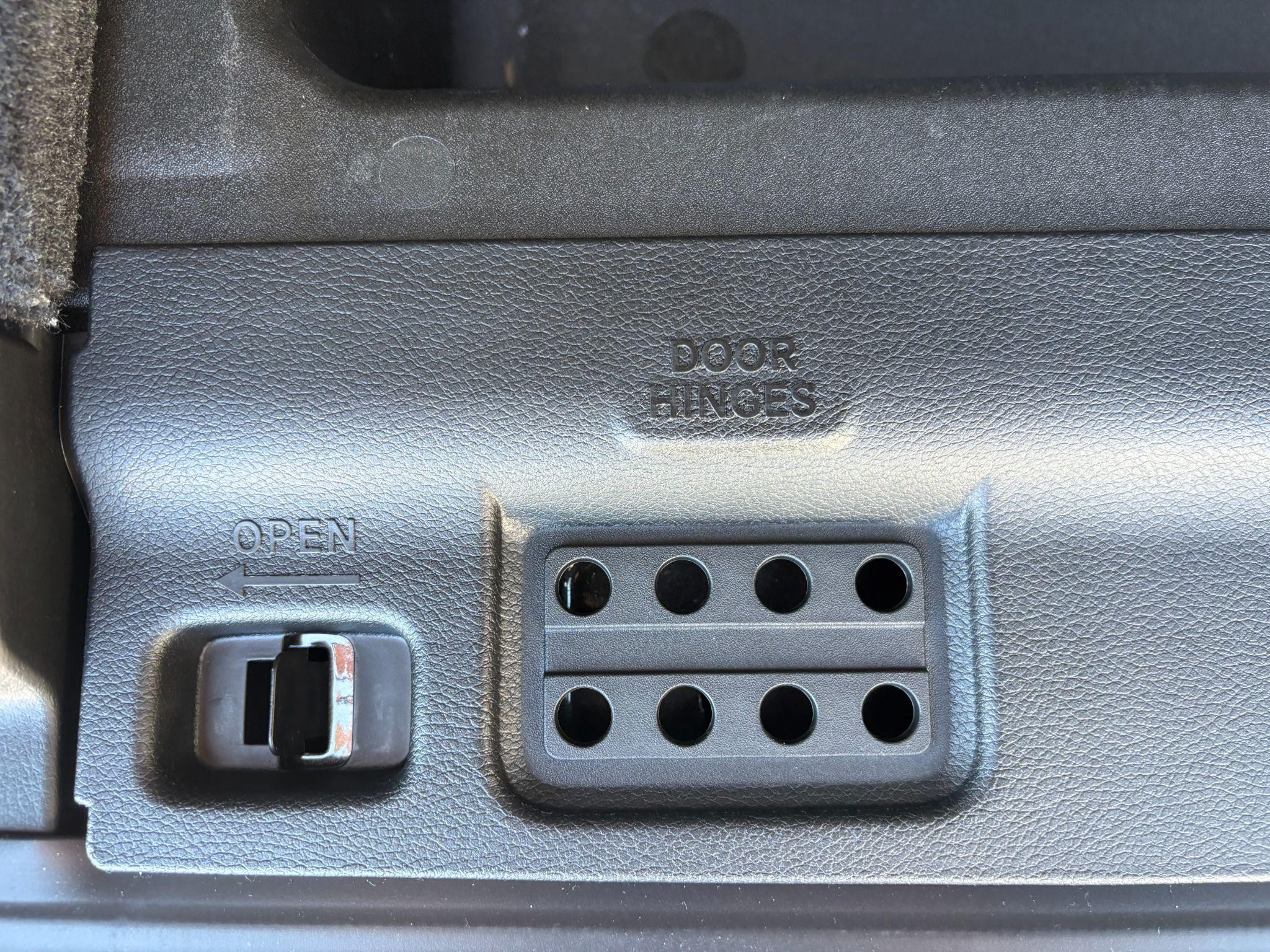 Jeep Wrangler Image 15