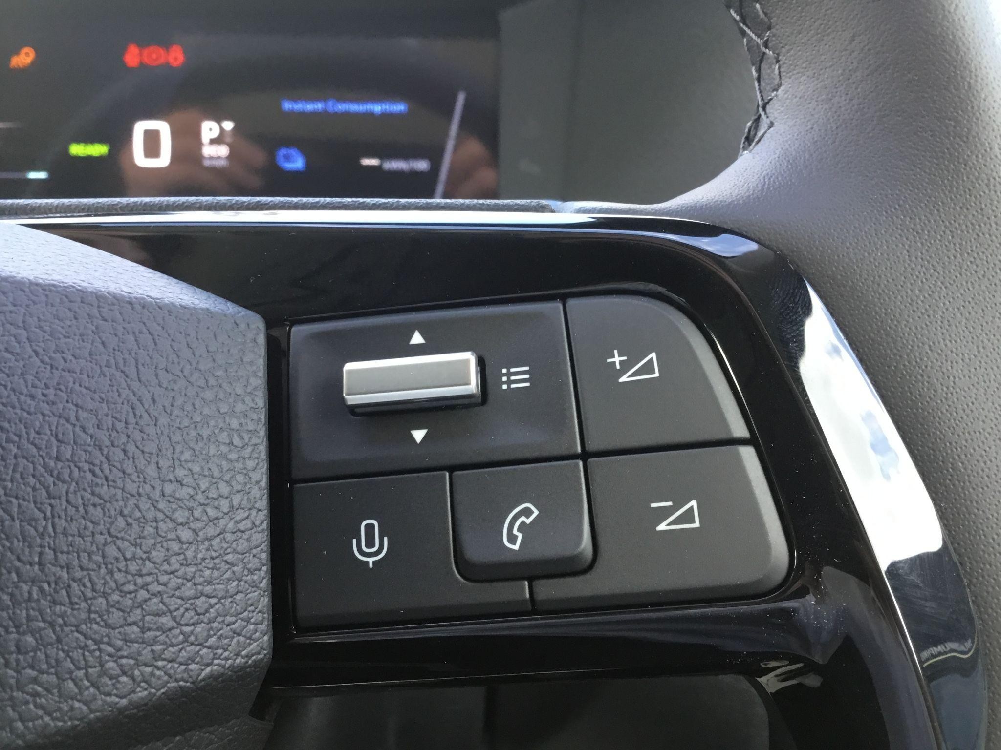 Peugeot E-Traveller Image 28