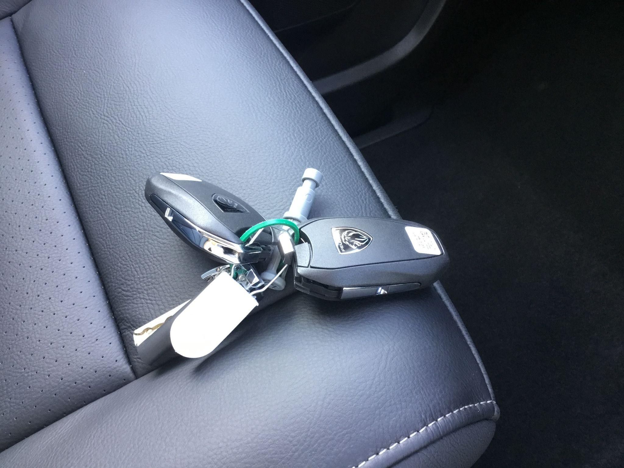 Peugeot E-Traveller Image 39