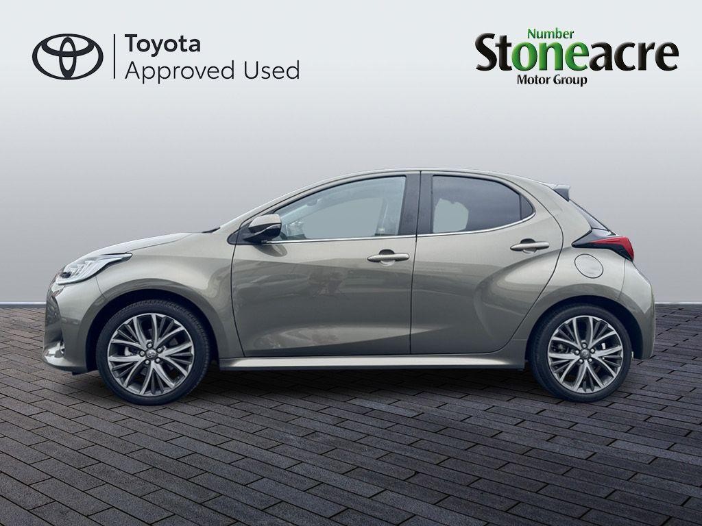 Toyota Yaris Image 8