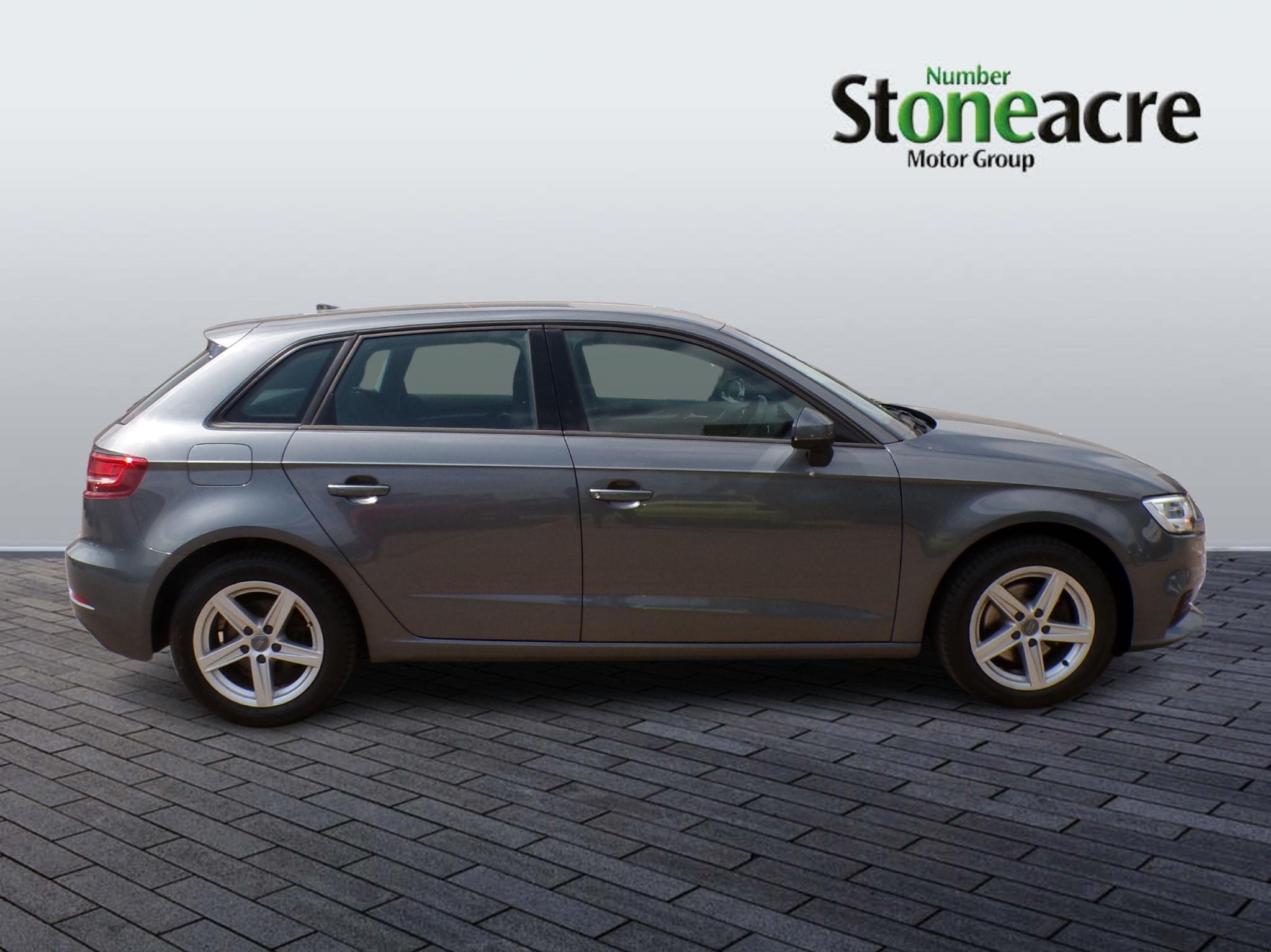 Audi A3 Image 2