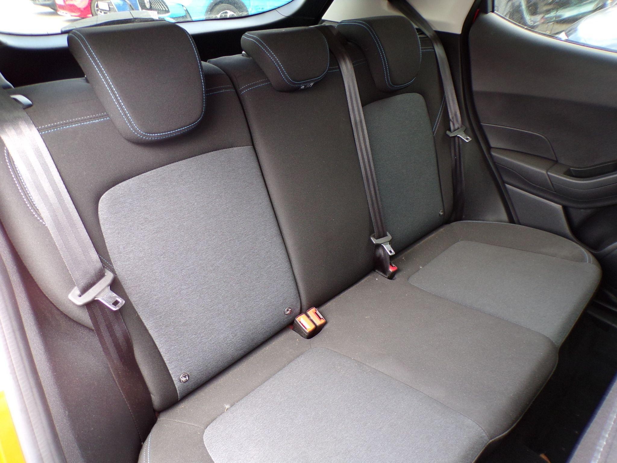 Ford Fiesta Image 18