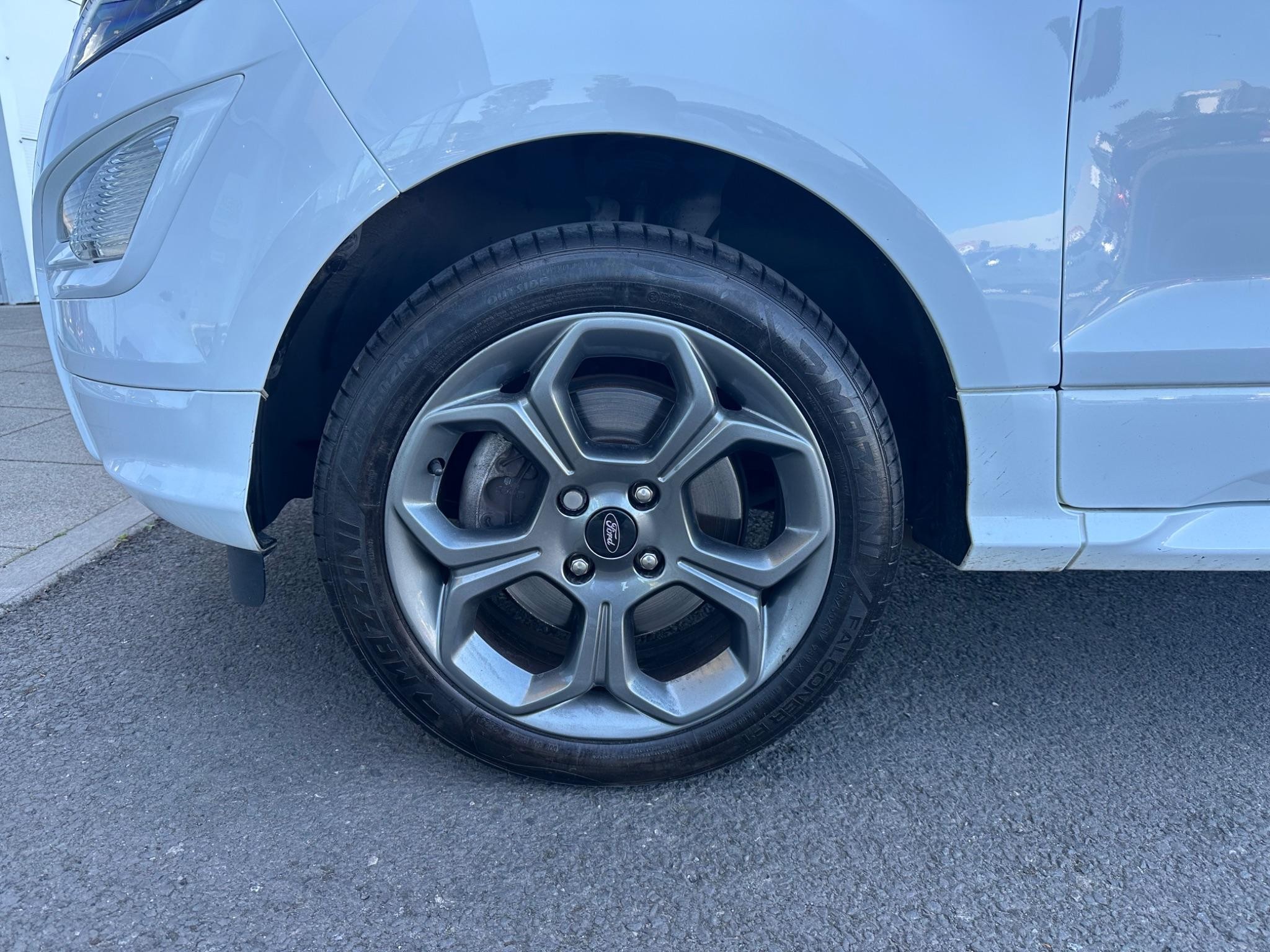 Ford EcoSport Image 12