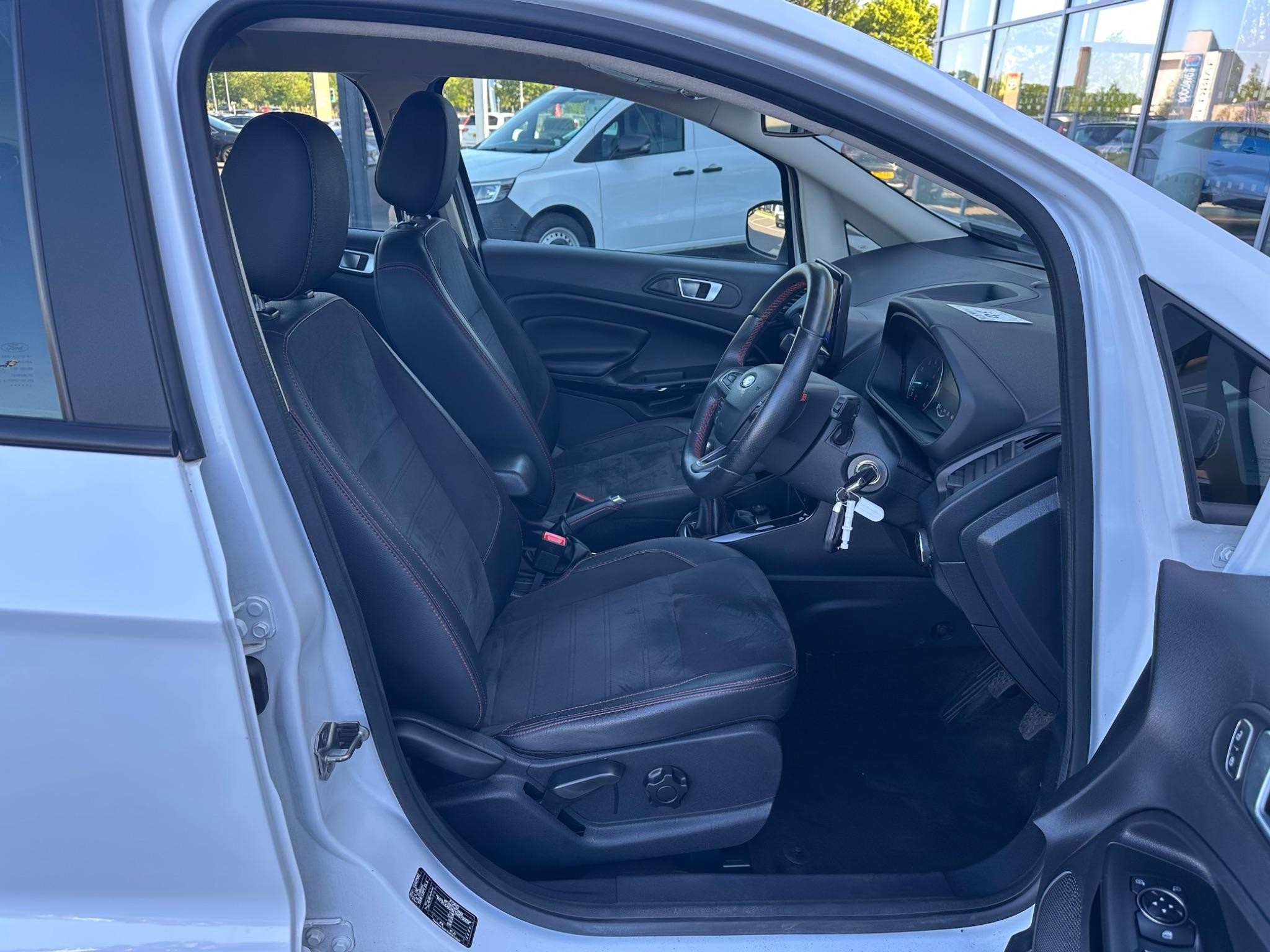 Ford EcoSport Image 14