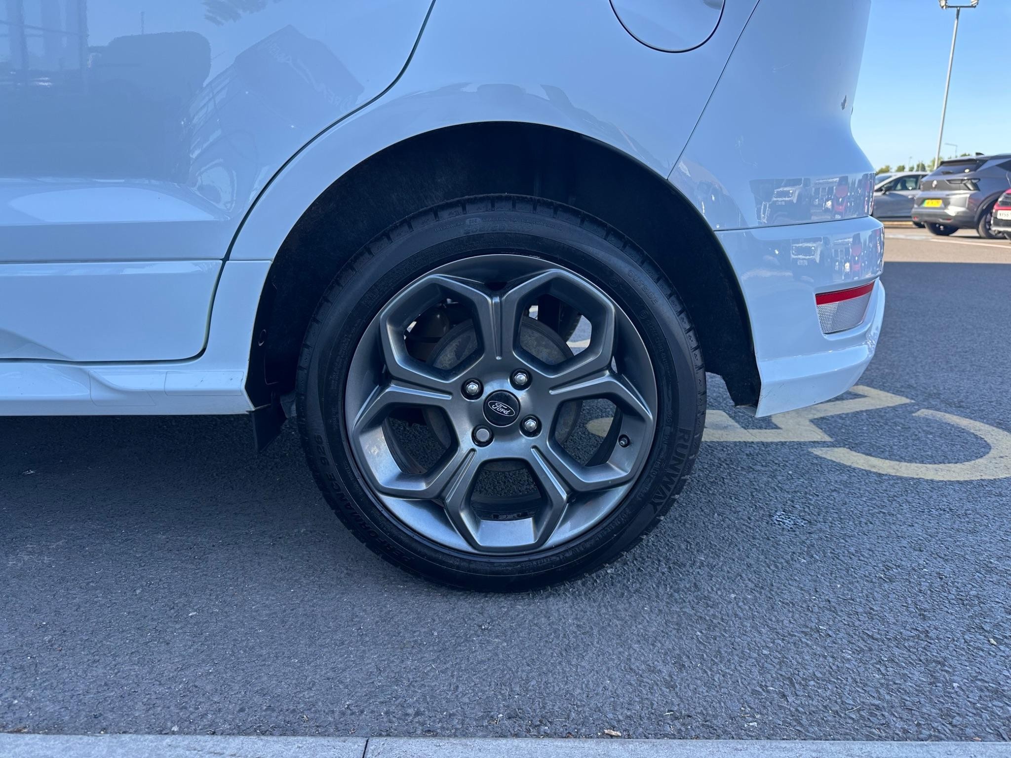 Ford EcoSport Image 15