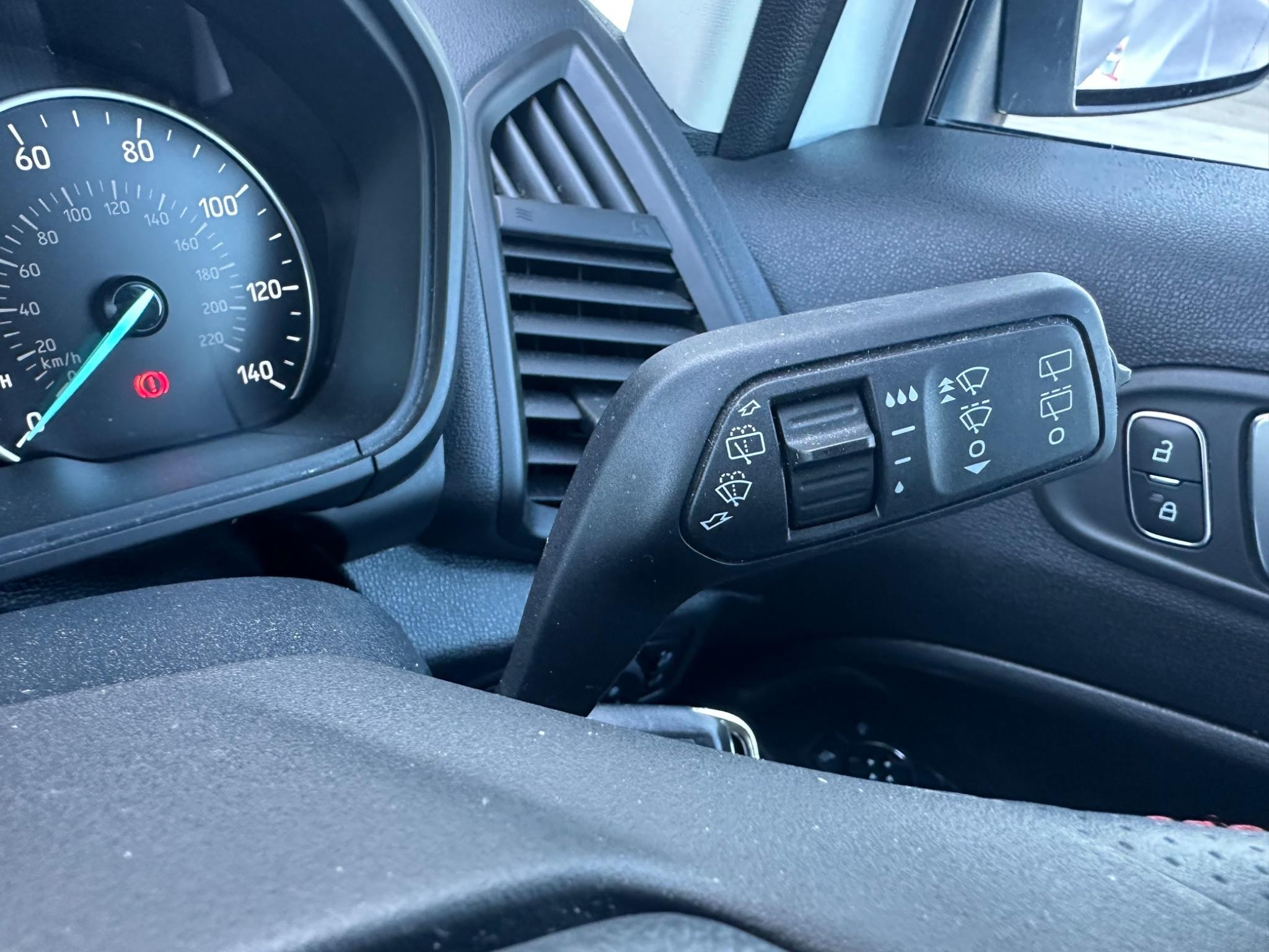Ford EcoSport Image 34