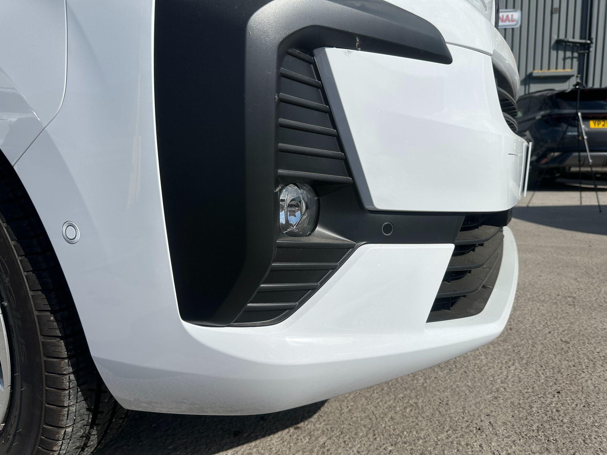 Peugeot Expert Image 10