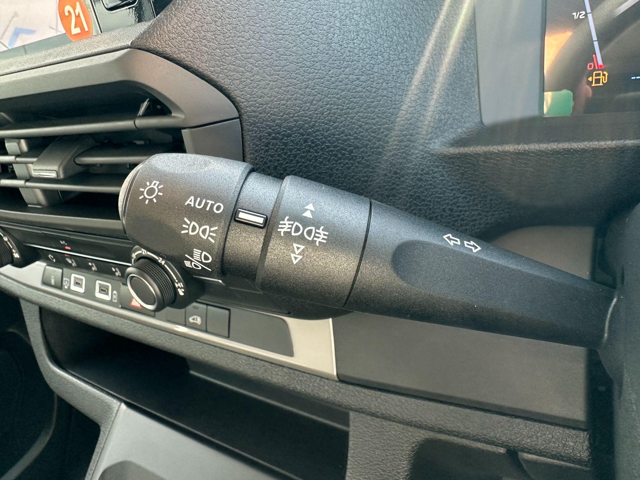 Peugeot Expert Image 26