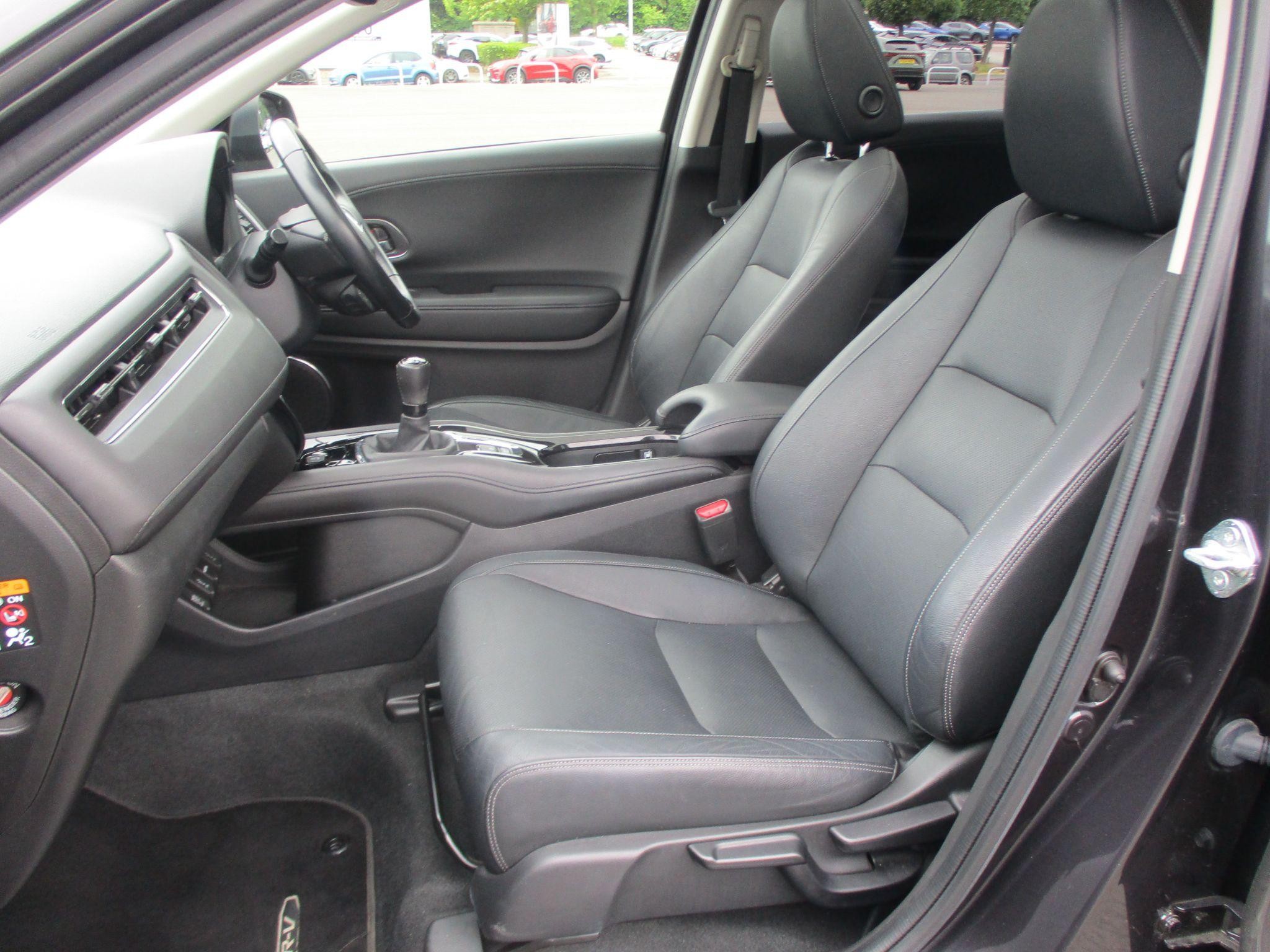 Honda HR-V Image 12