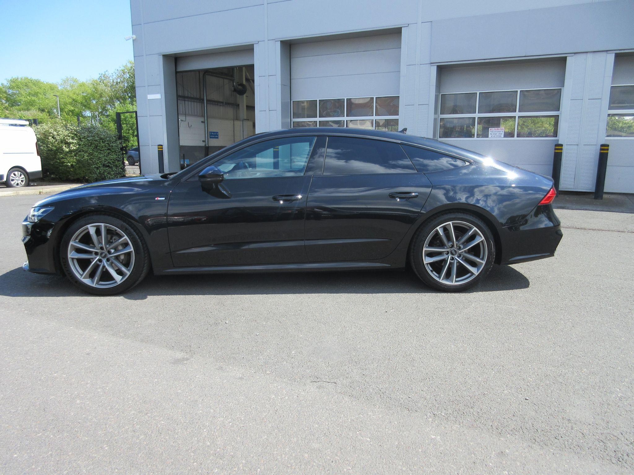 Audi A7 Image 7
