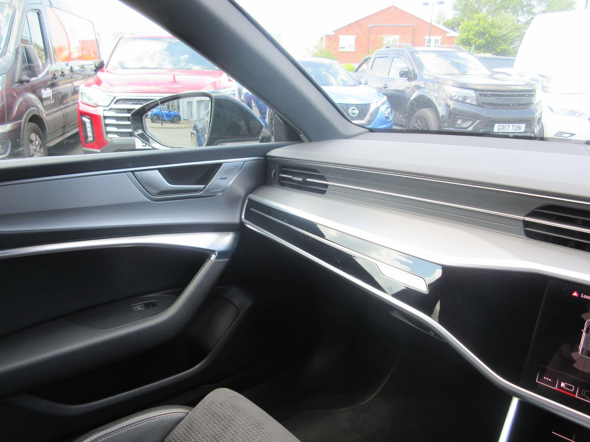 Audi A7 Image 14