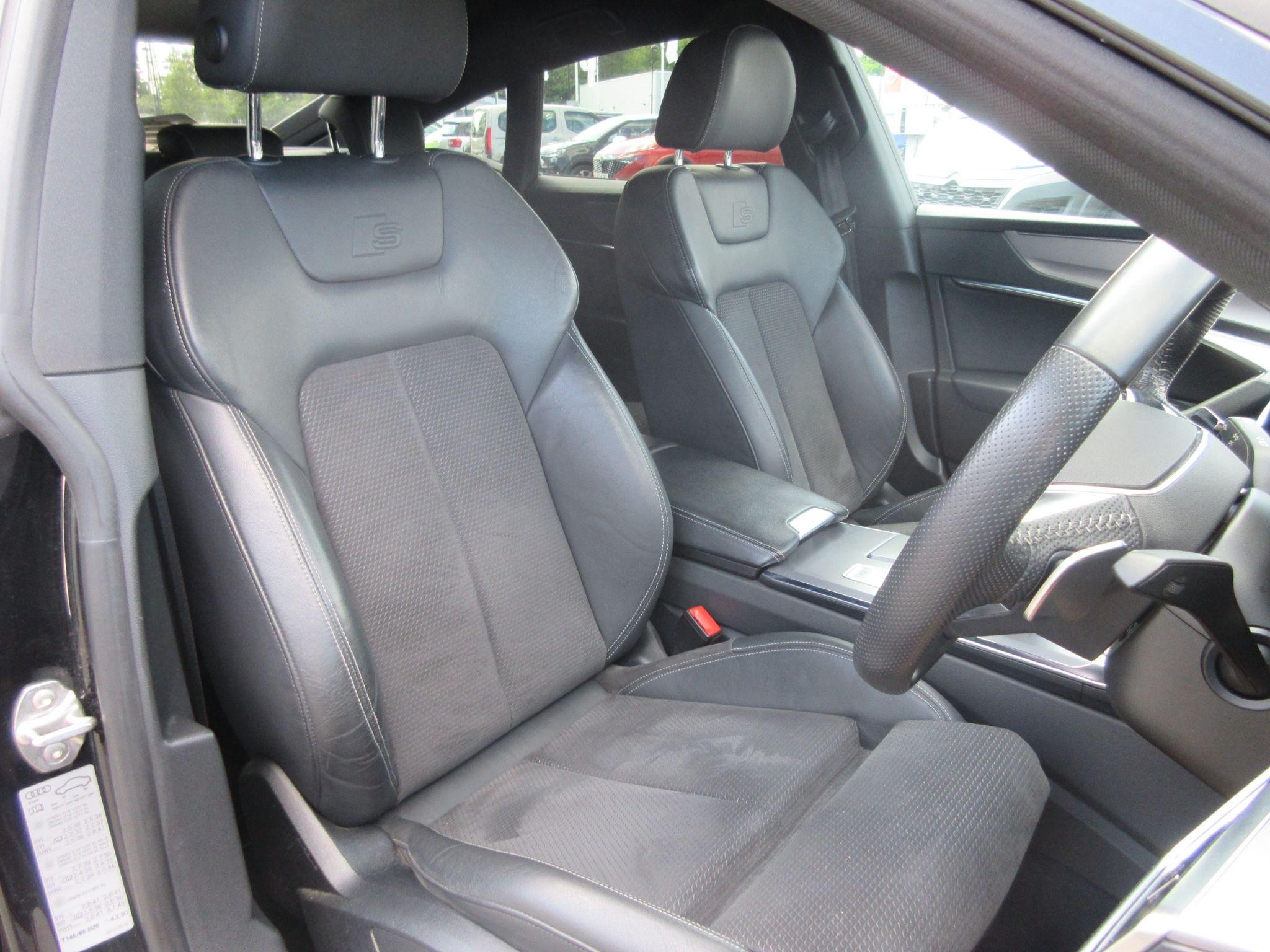 Audi A7 Image 15