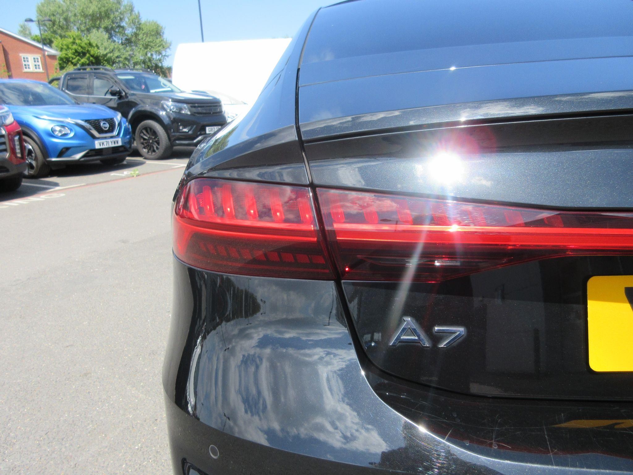 Audi A7 Image 40