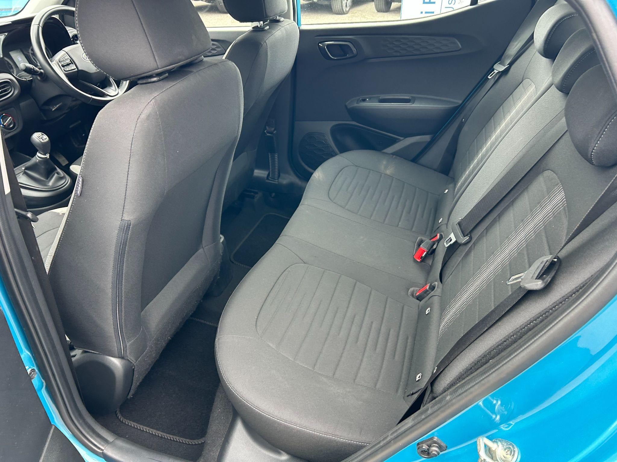Hyundai i10 Image 17