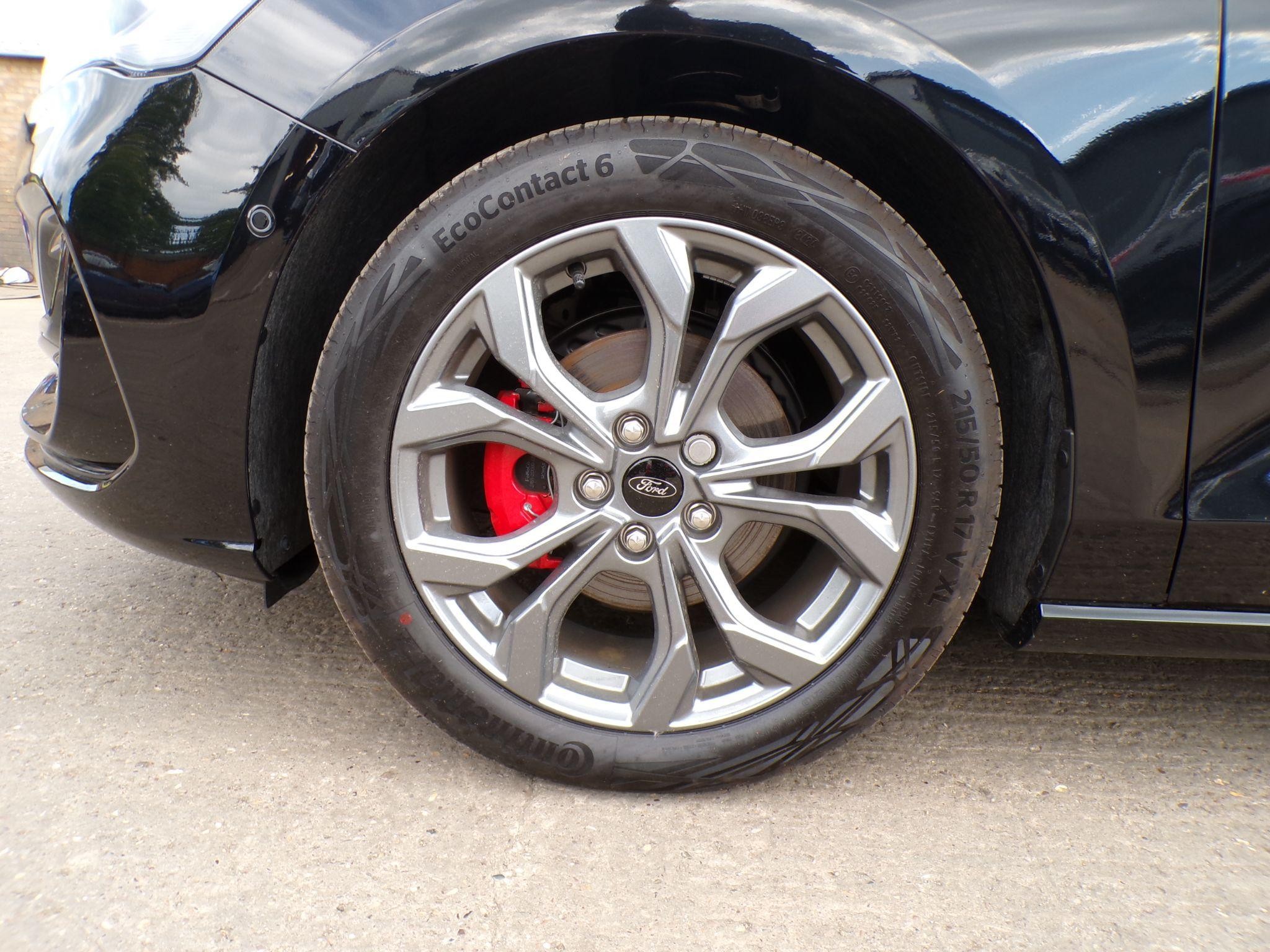 Ford Focus Estate Image 9