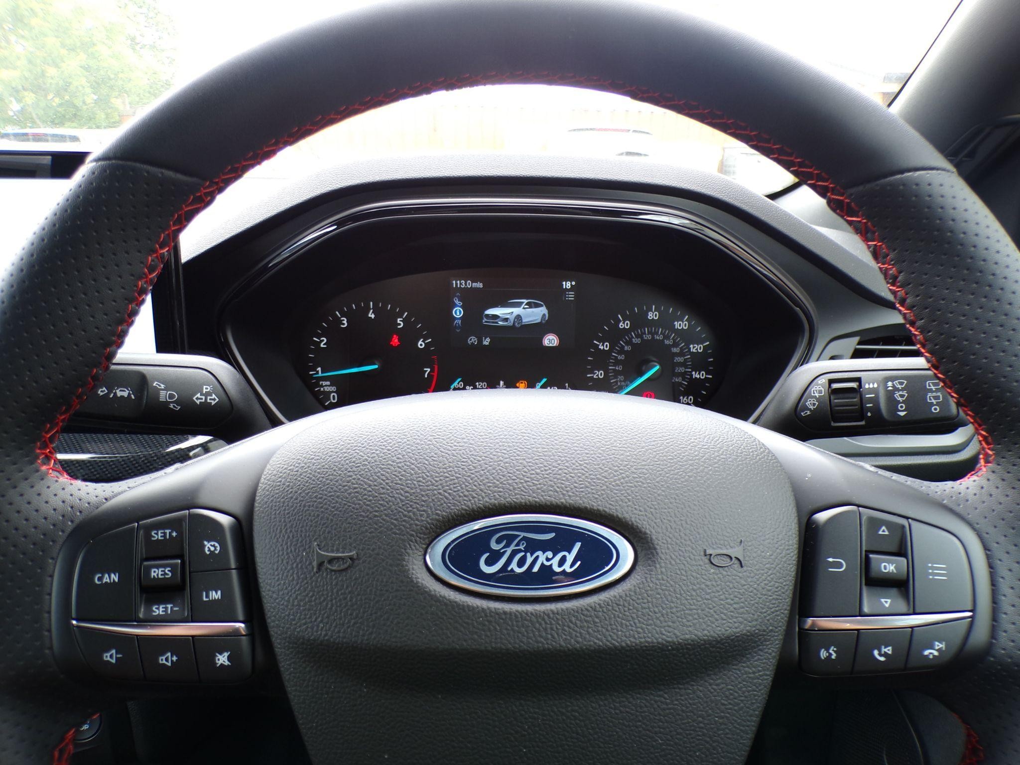 Ford Focus Estate Image 19
