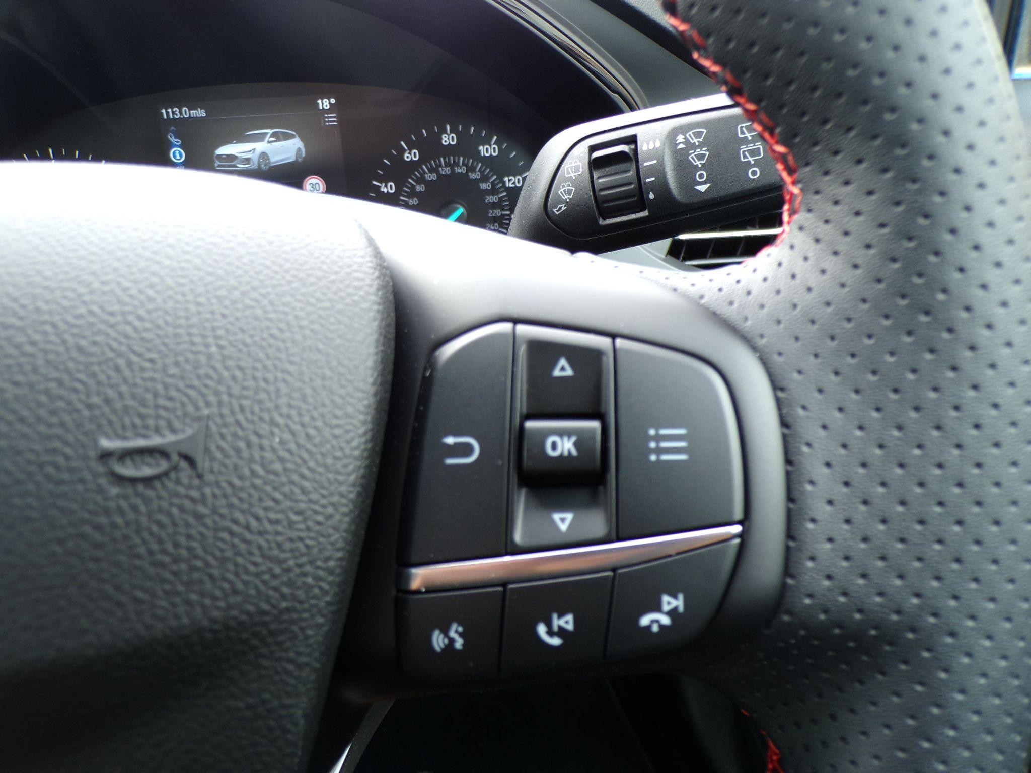 Ford Focus Estate Image 23