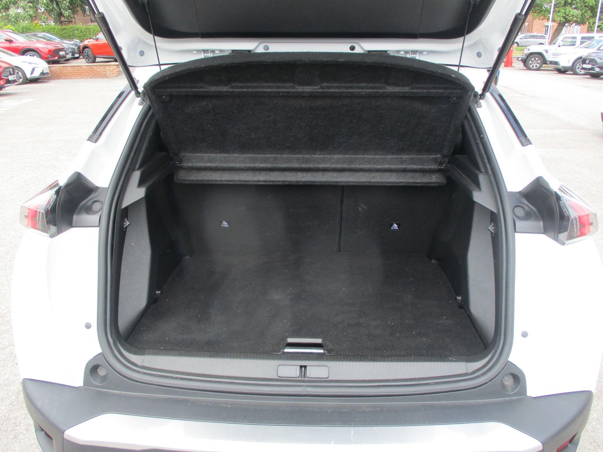 Peugeot 2008 Image 22