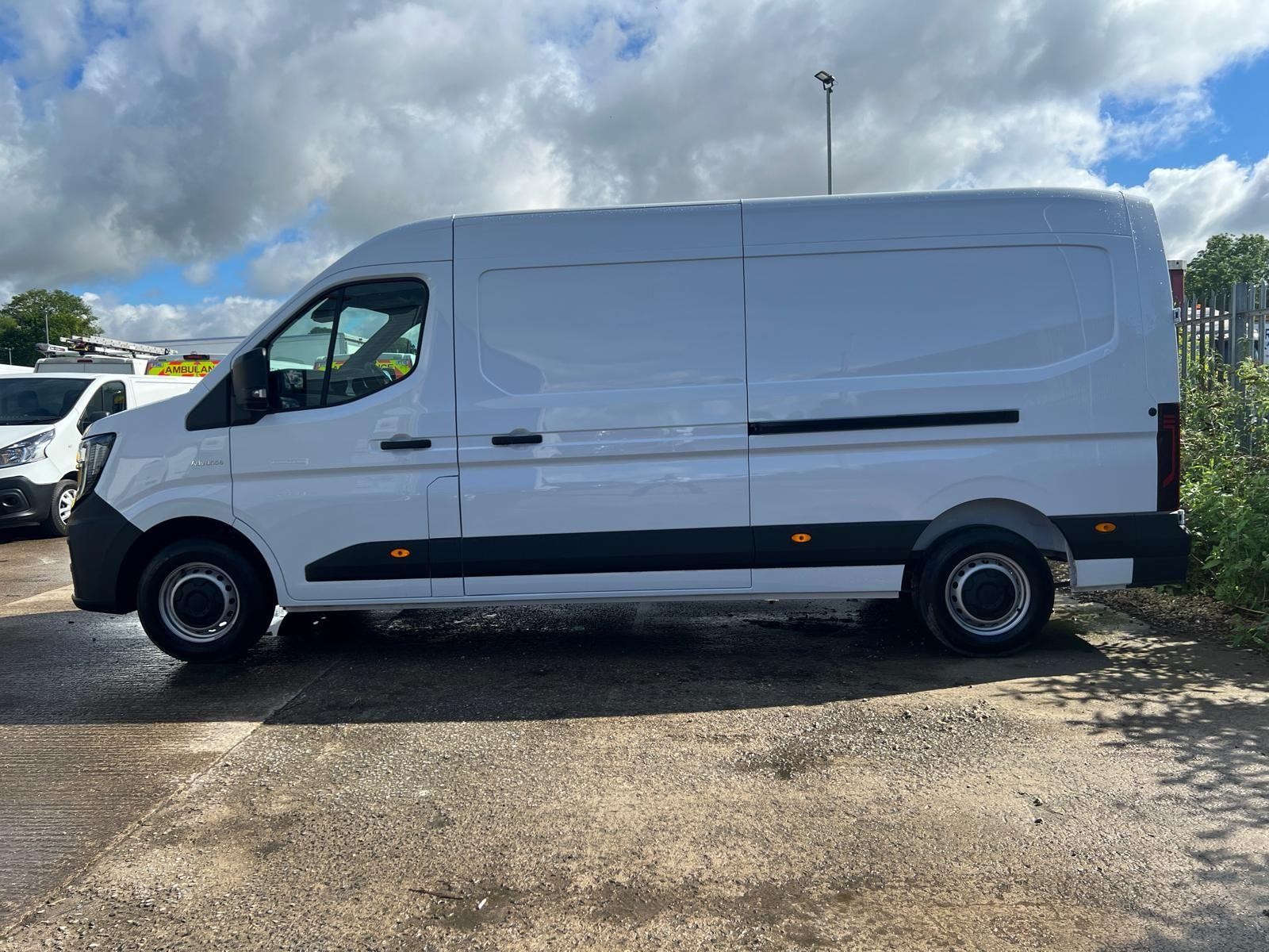Renault Master Image 3