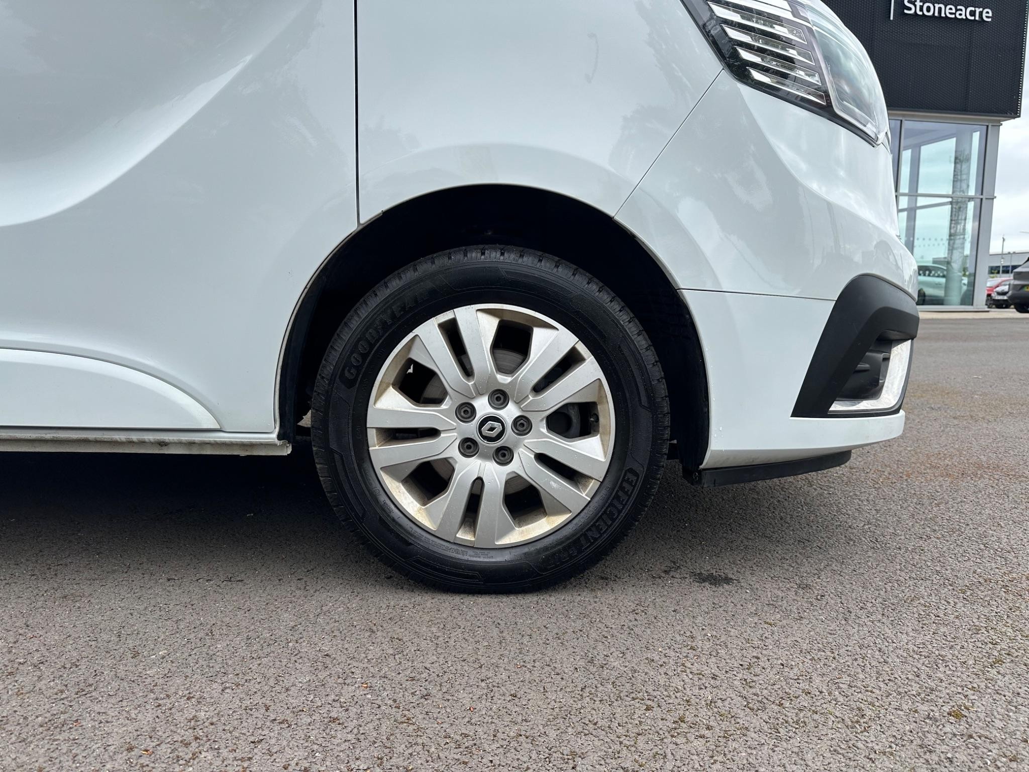 Renault Trafic Image 11