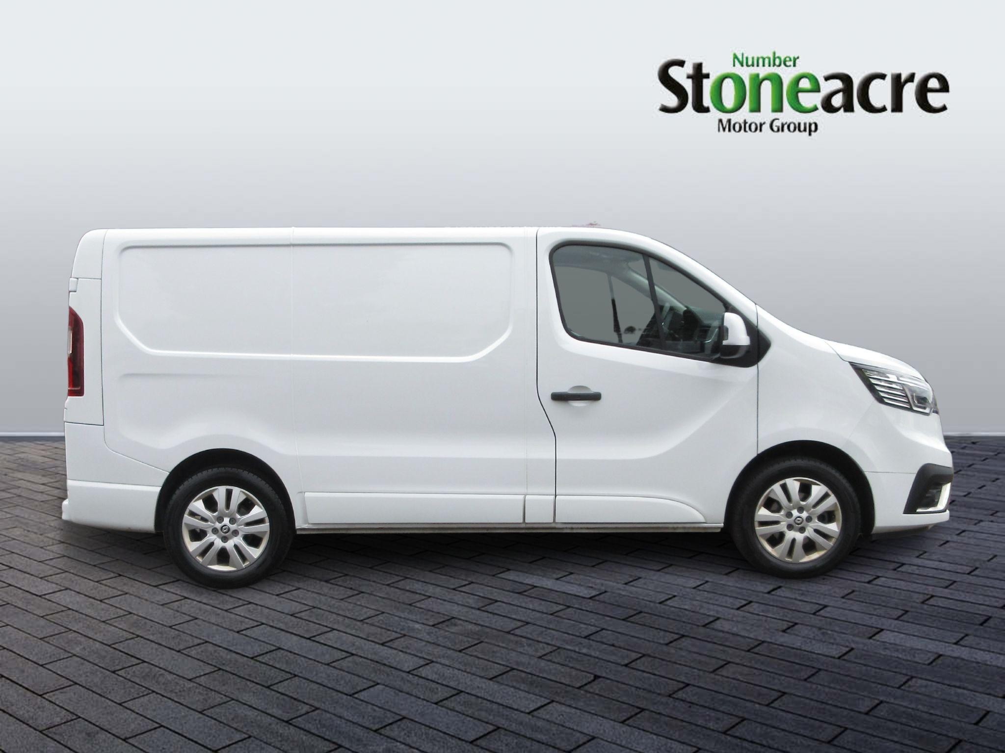 Renault Trafic Image 2