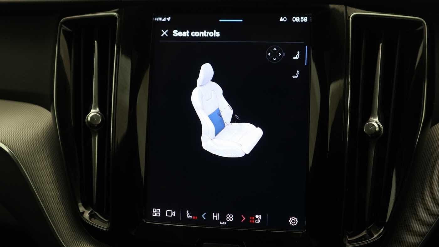 Volvo XC60 Image 32