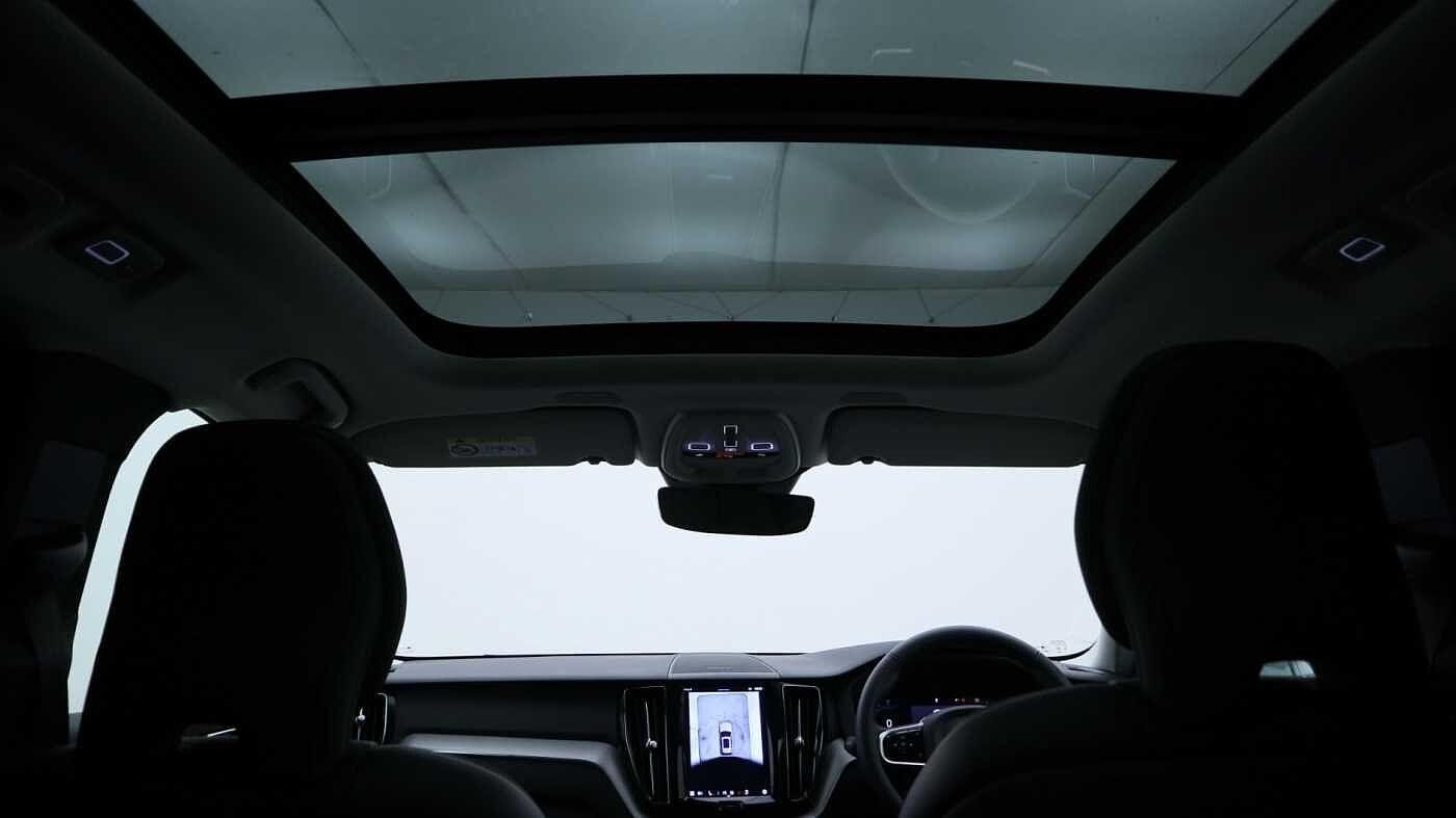 Volvo XC60 Image 40
