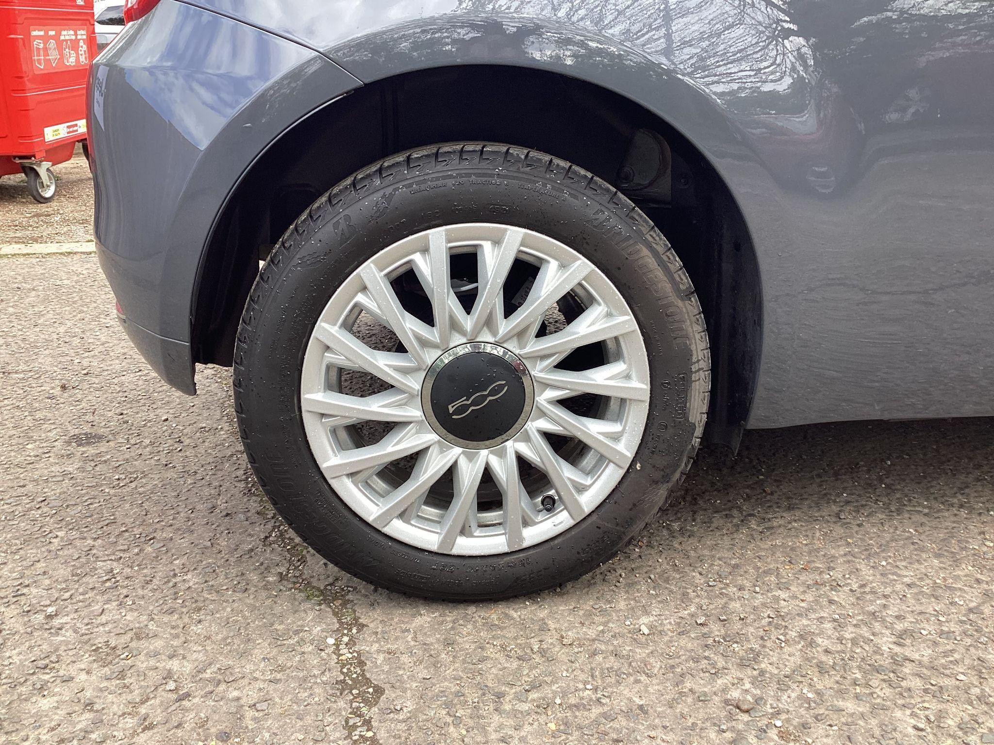 Fiat 500 Image 9