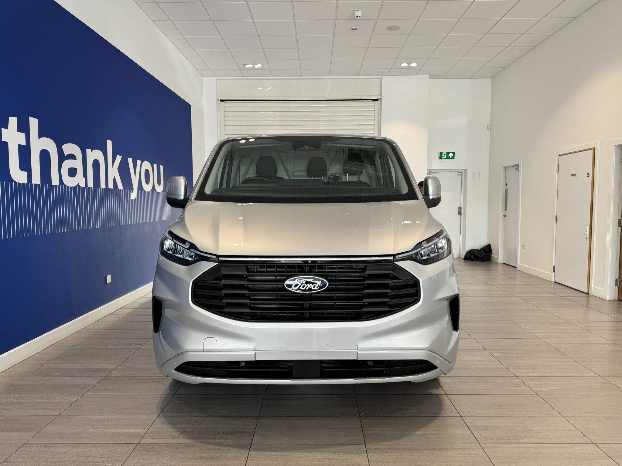 Ford Transit Custom Image 3
