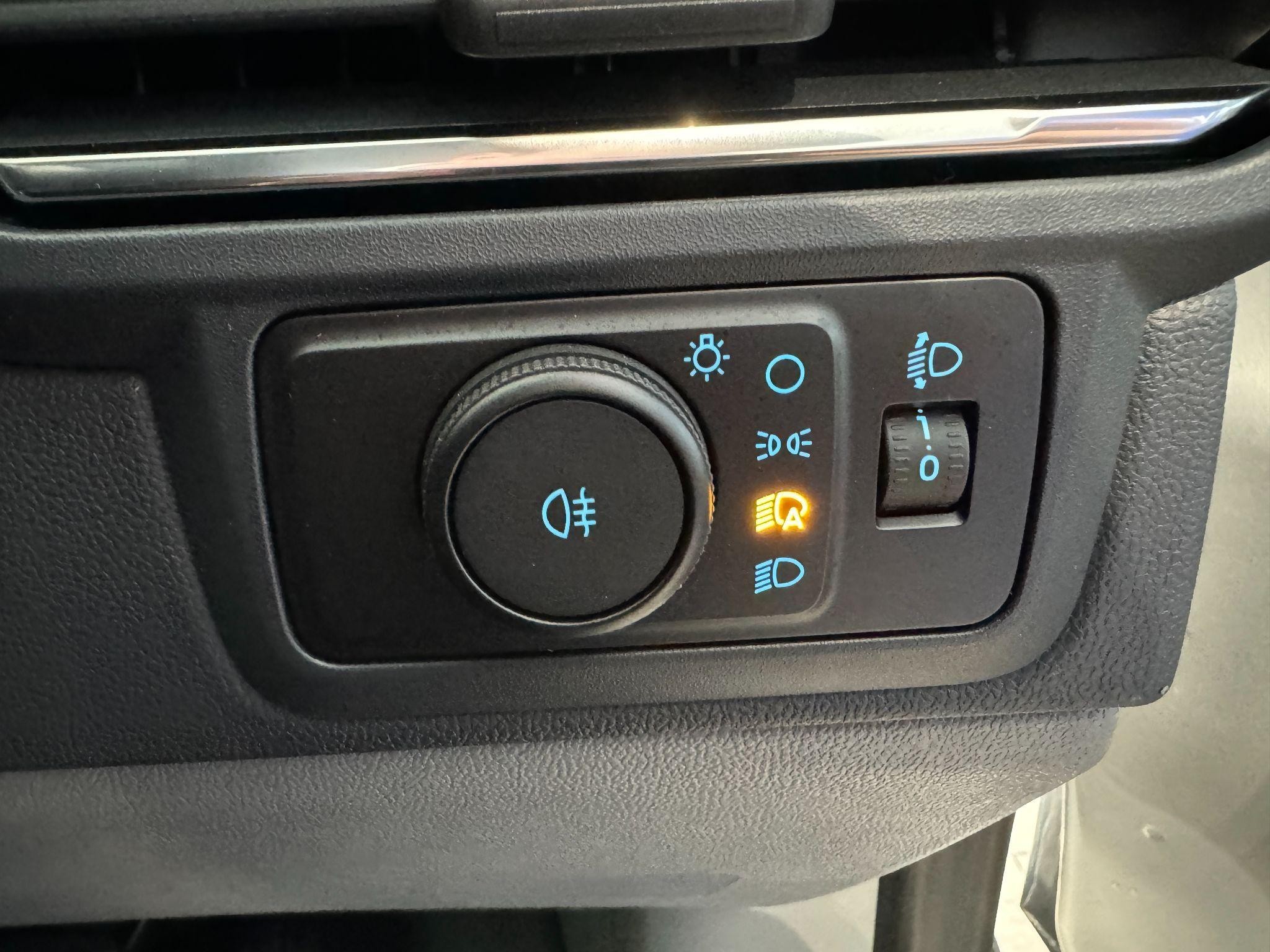 Ford Transit Custom Image 13